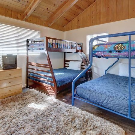 فيلا بيغ بير لاكي، سان بيرناردينو، كاليفورنيافي Big Bear Retreat المظهر الخارجي الصورة