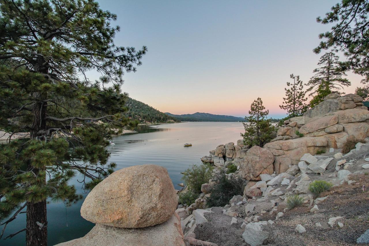 فيلا بيغ بير لاكي، سان بيرناردينو، كاليفورنيافي Big Bear Retreat المظهر الخارجي الصورة