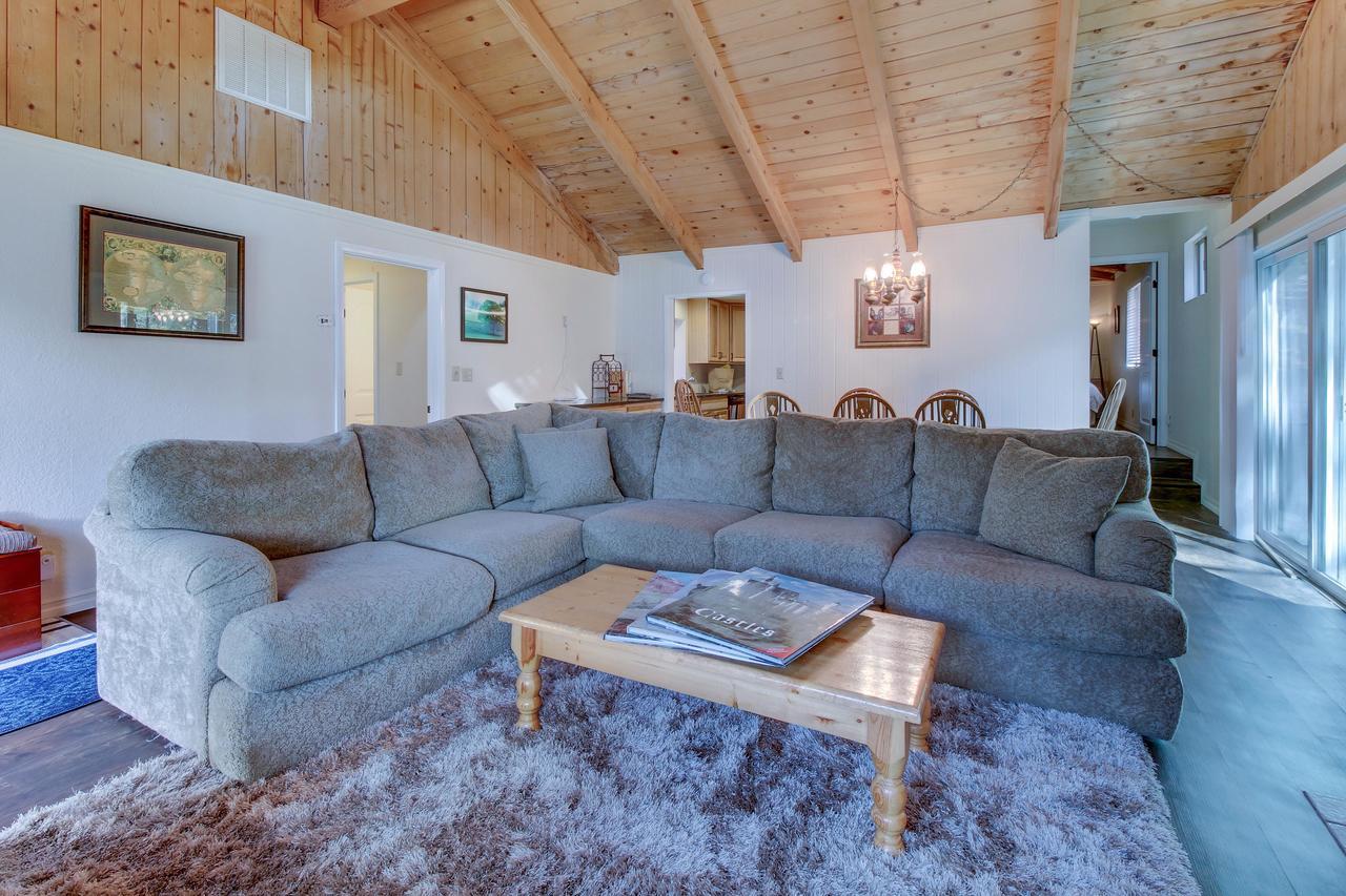 فيلا بيغ بير لاكي، سان بيرناردينو، كاليفورنيافي Big Bear Retreat المظهر الخارجي الصورة