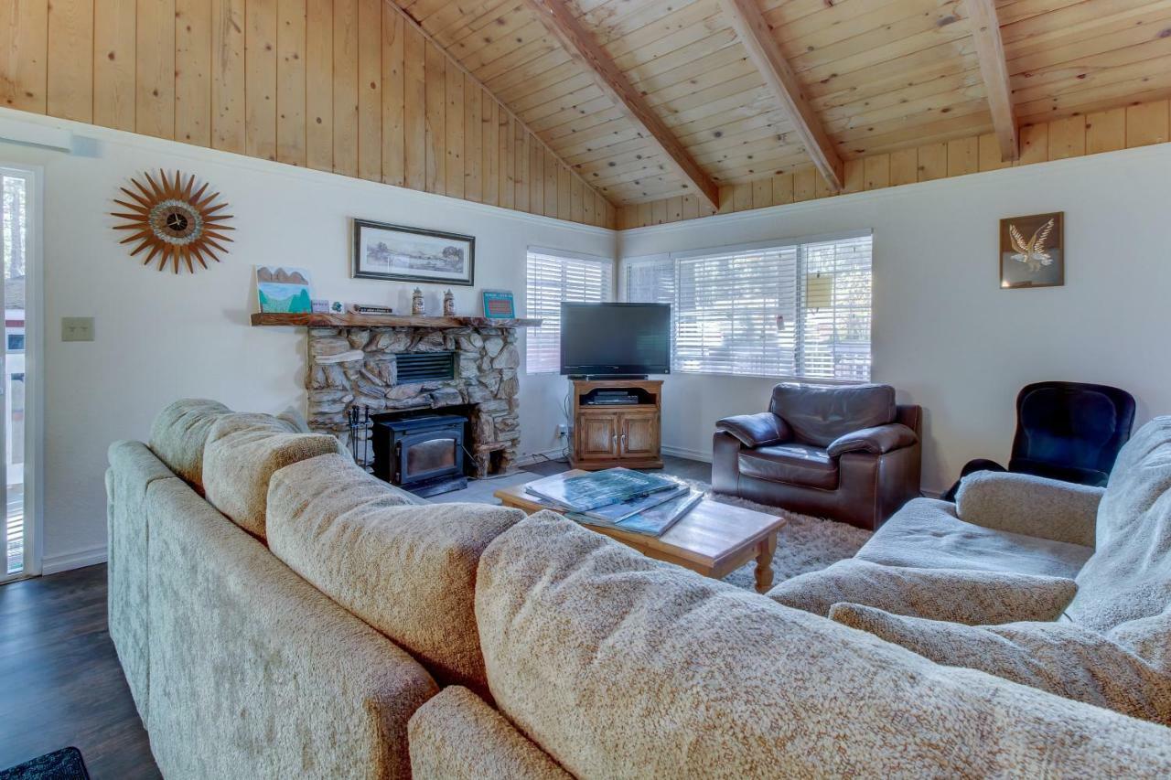 فيلا بيغ بير لاكي، سان بيرناردينو، كاليفورنيافي Big Bear Retreat المظهر الخارجي الصورة
