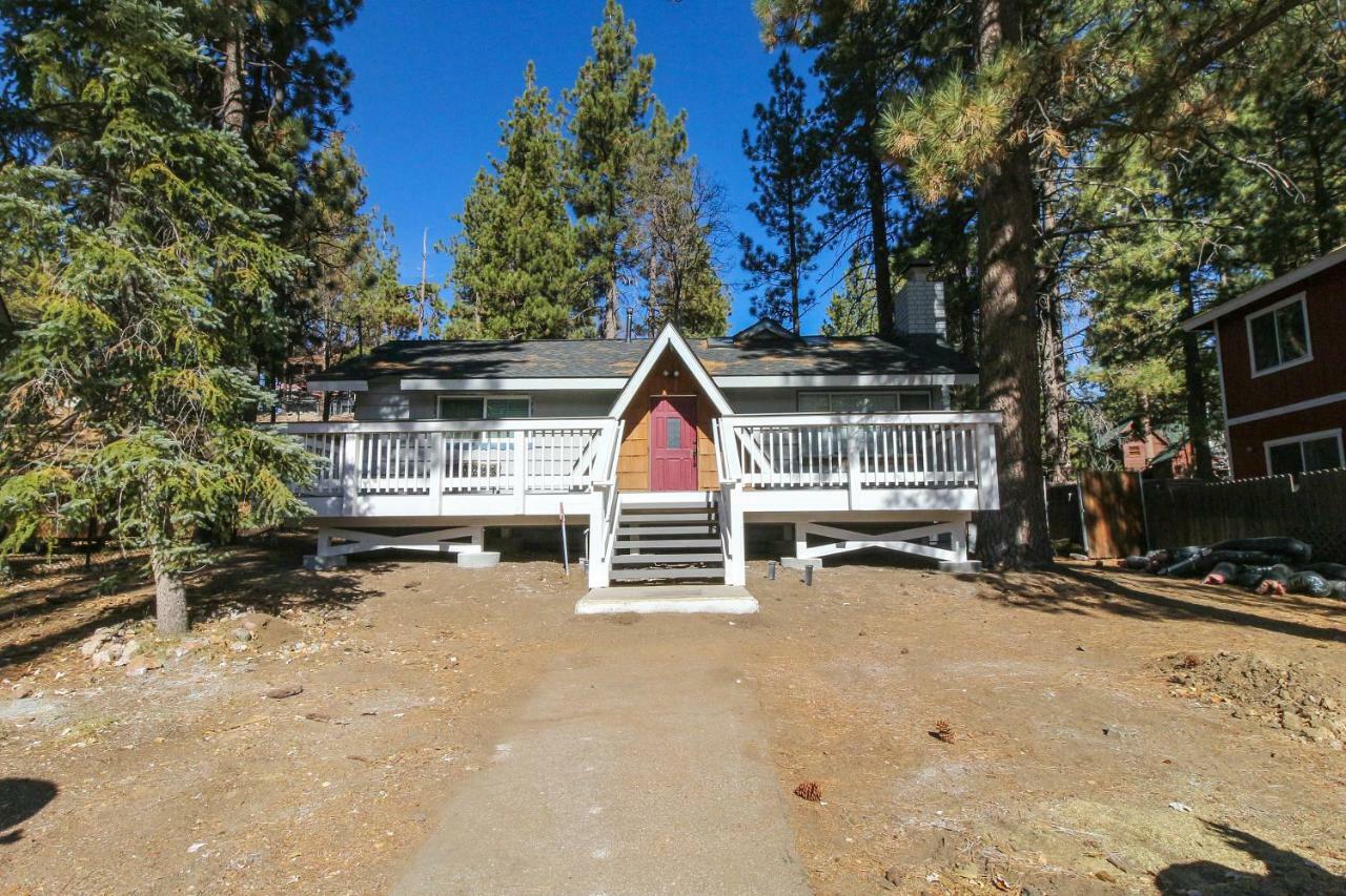 فيلا بيغ بير لاكي، سان بيرناردينو، كاليفورنيافي Big Bear Retreat المظهر الخارجي الصورة